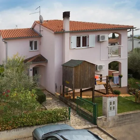 Oazis Vabriga A4+1 Two Bed