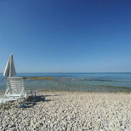 Oazis Vabriga A4+1 Two Bed Apartman *
