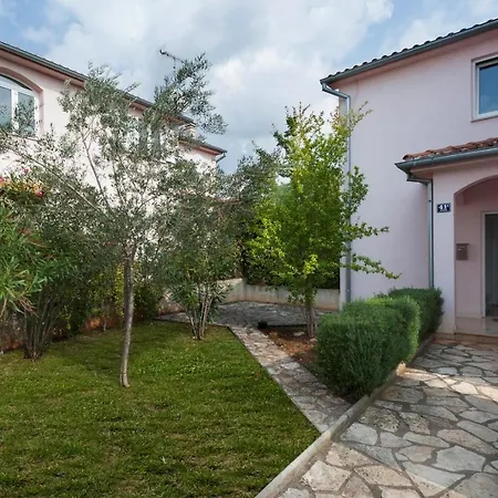 Oazis Vabriga A4+1 Two Bed Apartman *